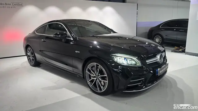 Main__Slider__Photo:C-Class Mercedes-Benz 2022.7-1