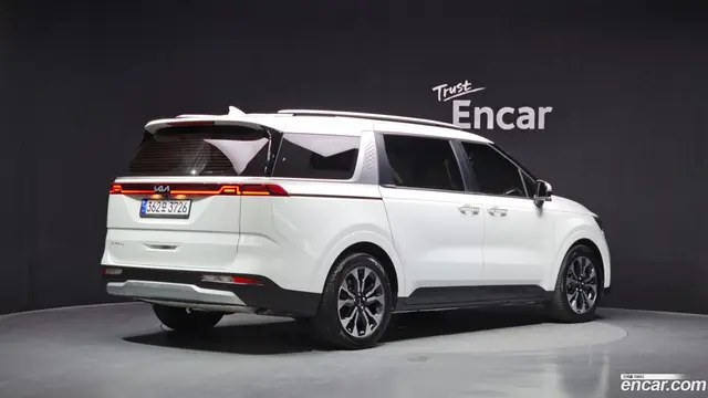Main__Slider__Photo:Canival Kia 2022.11-1