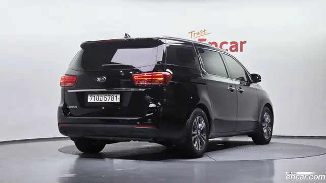 Main__Slider__Photo:Canival Kia 2020.5-1