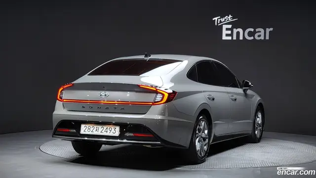 Main__Slider__Photo:Sonata Hyundai 2022.4-1