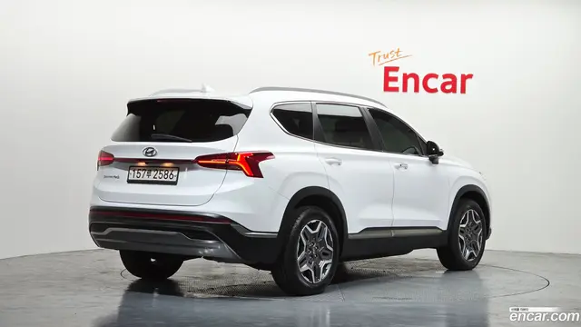 Main__Slider__Photo:Santafe Hyundai 2022.9-1