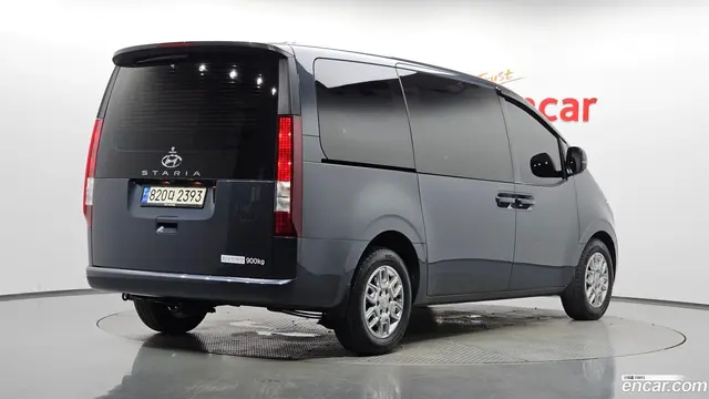 Main__Slider__Photo:Staria Hyundai 2023.10-1