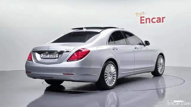 Main__Slider__Photo:S-Class Mercedes-Benz 2016.0-1