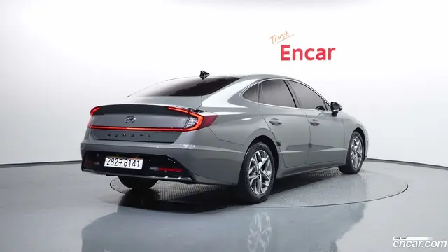Main__Slider__Photo:Sonata Hyundai 2022.5-1