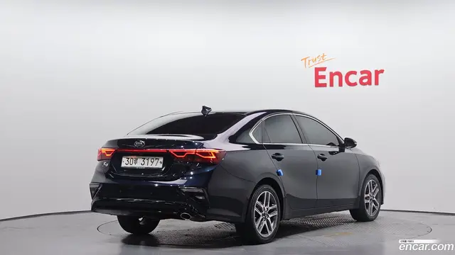 Main__Slider__Photo:K3 Kia 2018.7-1