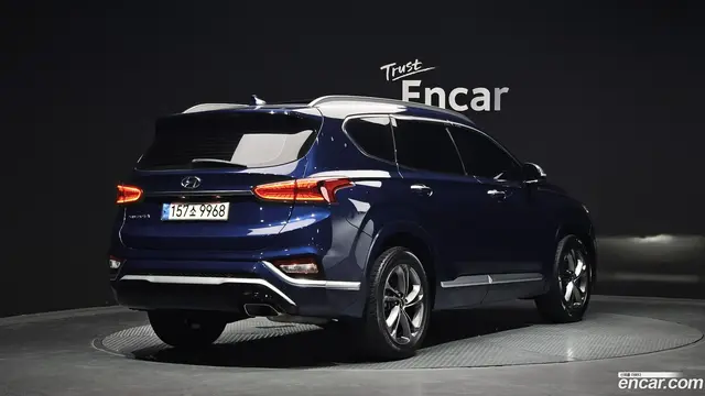 Main__Slider__Photo:Santafe Hyundai 2019.7-1