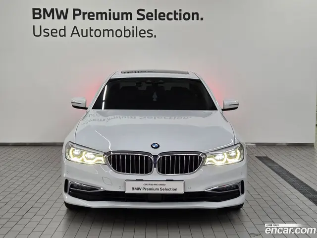 Main__Slider__Photo:5-Series BMW 2019.2-1