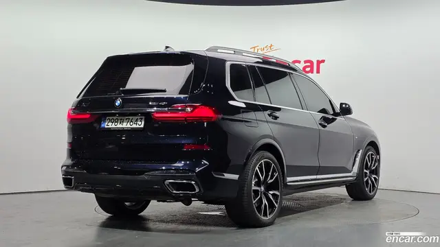 Main__Slider__Photo:X7 BMW 2021.1-1