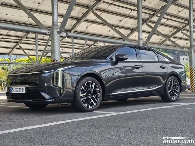 Main__Slider__Photo:K8 Kia 2025.11-1