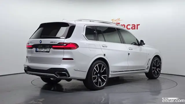Main__Slider__Photo:X7 BMW 2020.7-1