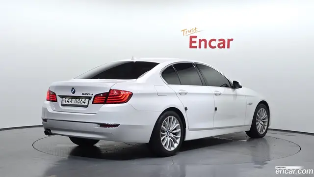 Main__Slider__Photo:5-Series BMW 2016.2-1