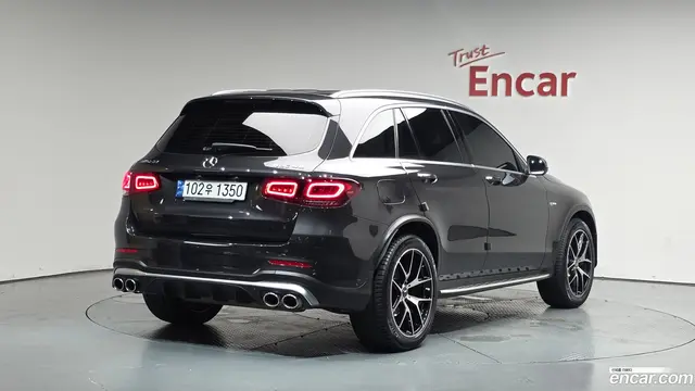 Main__Slider__Photo:GLC-Class Mercedes-Benz 2022.6-1