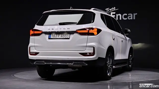 Main__Slider__Photo:Rexton KG Mobility 2021.1-1