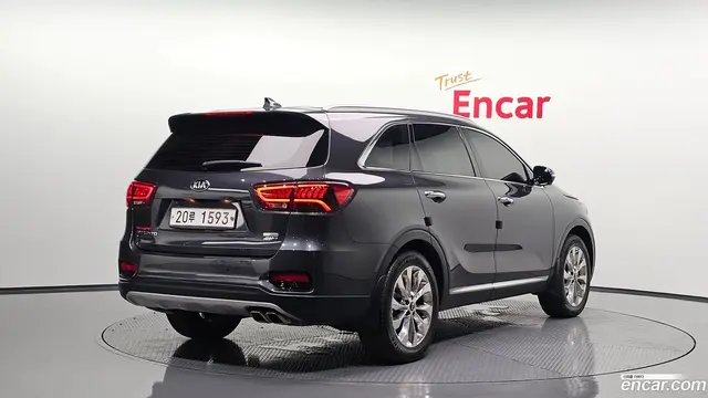 Main__Slider__Photo:Sorento Kia 2018.5-1