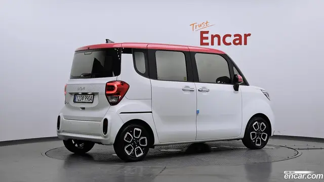 Main__Slider__Photo:RAY Kia 2022.0-1
