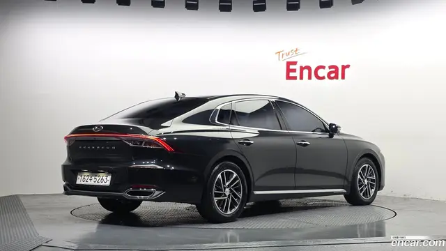 Main__Slider__Photo:Grandeur Hyundai 2020.4-1