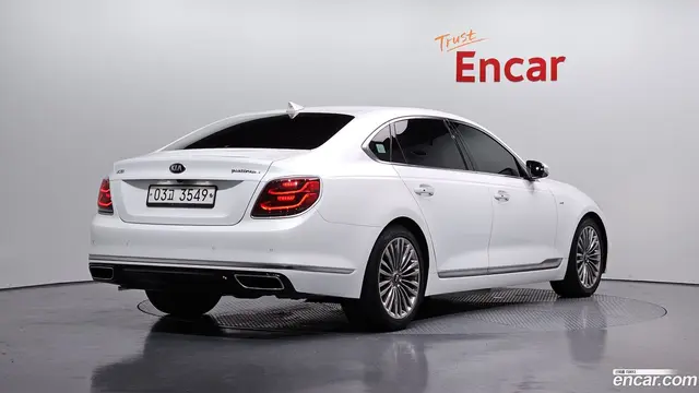 Main__Slider__Photo:K9 Kia 2018.10-1