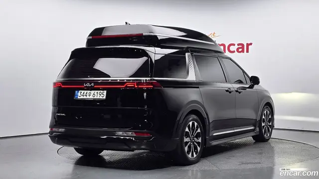 Main__Slider__Photo:Canival Kia 2022.3-1