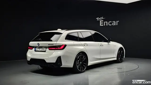 Main__Slider__Photo:3-Series BMW 2024.5-1