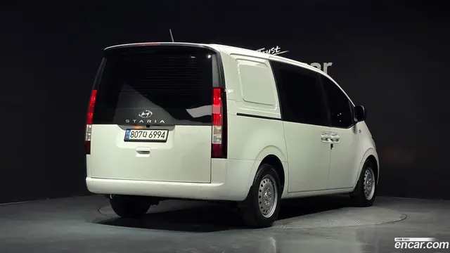 Main__Slider__Photo:Staria Hyundai 2022.3-1