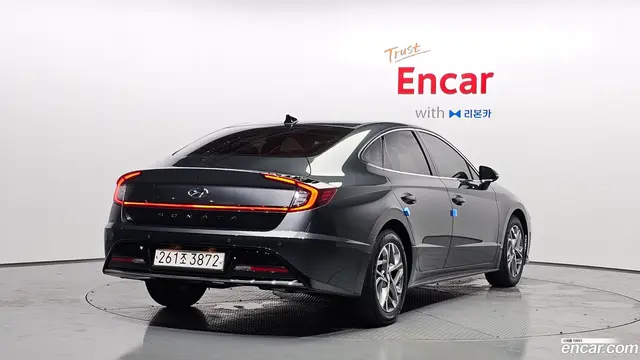 Main__Slider__Photo:Sonata Hyundai 2022.5-1