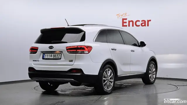 Main__Slider__Photo:Sorento Kia 2016.5-1