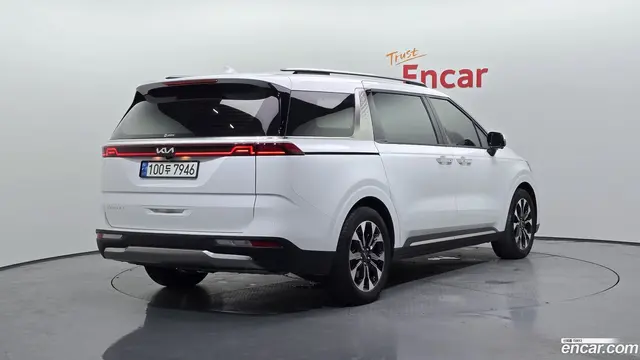 Main__Slider__Photo:Canival Kia 2021.10-1