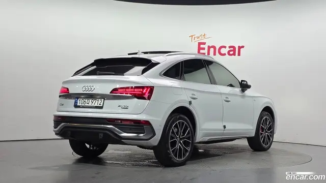 Main__Slider__Photo:Q5 Audi 2022.9-1