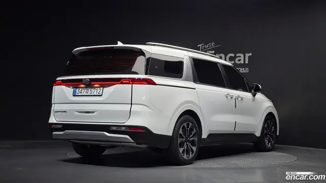 Main__Slider__Photo:Canival Kia 2021.5-1