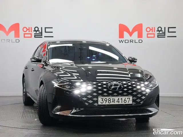 Main__Slider__Photo:Grandeur Hyundai 2021.2-1
