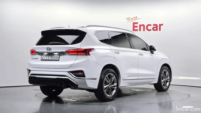 Main__Slider__Photo:Santafe Hyundai 2019.9-1