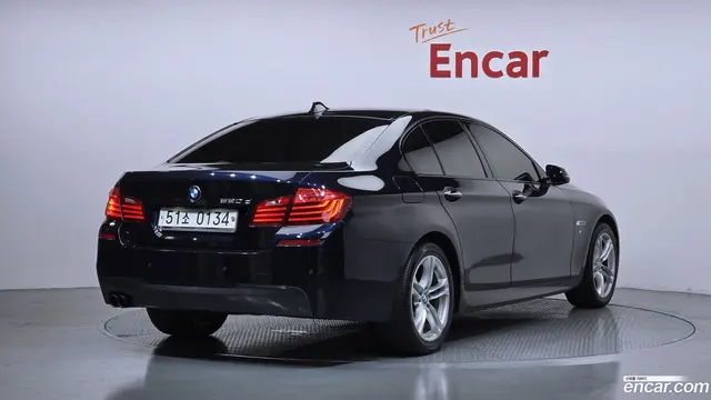 Main__Slider__Photo:5-Series BMW 2016.6-1