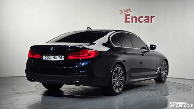 Main__Slider__Photo:5-Series BMW 2019.1-1