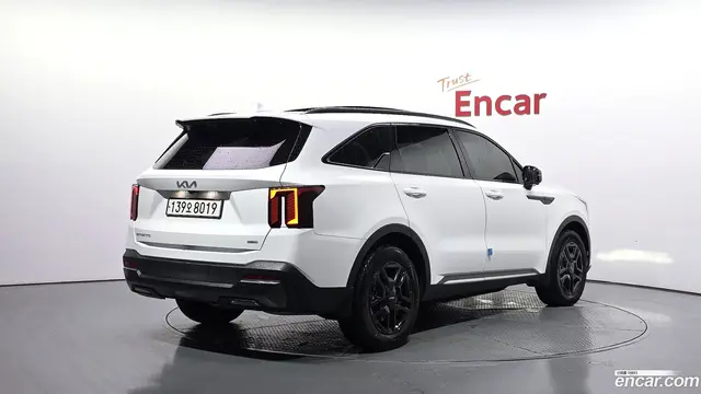 Main__Slider__Photo:Sorento Kia 2024.6-1