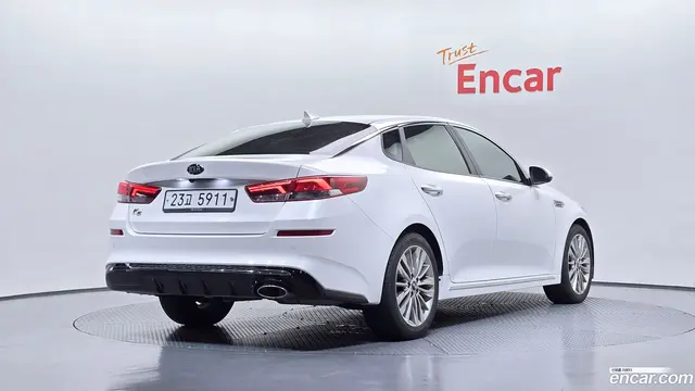 Main__Slider__Photo:K5 Kia 2019.2-1