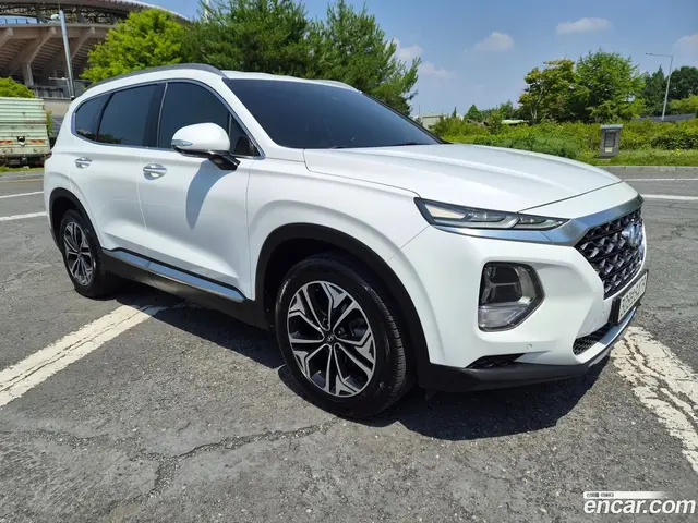 Main__Slider__Photo:Santafe Hyundai 2019.11-1