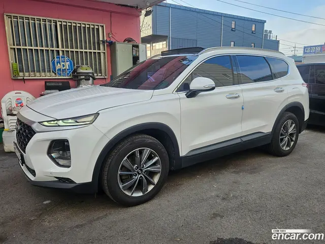 Main__Slider__Photo:Santafe Hyundai 2018.9-1