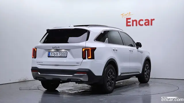 Main__Slider__Photo:Sorento Kia 2024.3-1