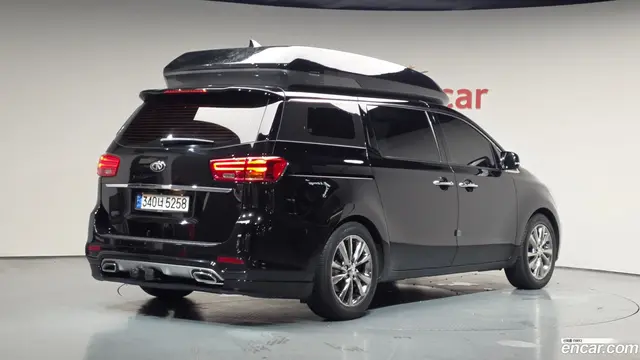 Main__Slider__Photo:Canival Kia 2019.6-1
