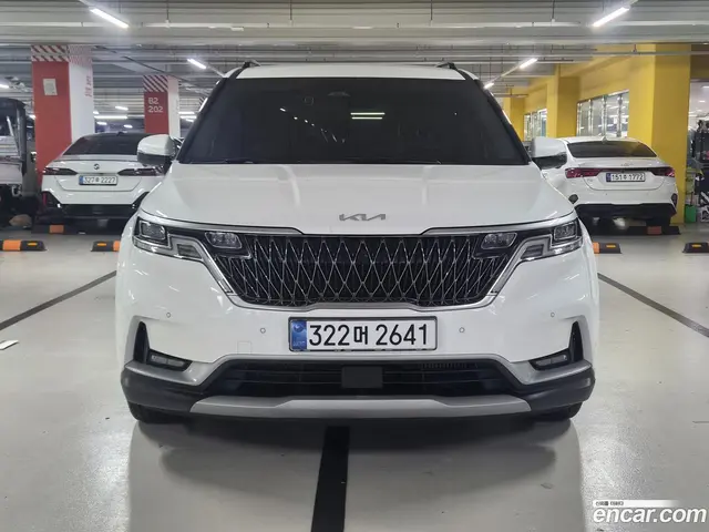 Main__Slider__Photo:Canival Kia 2022.5-1