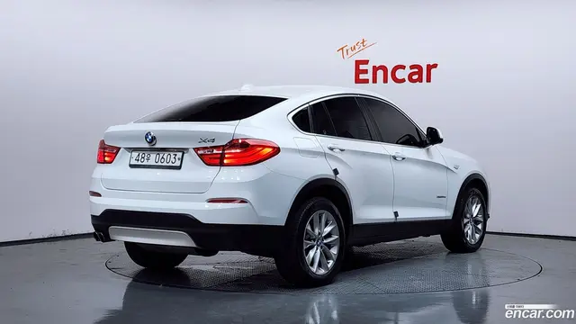 Main__Slider__Photo:X4 BMW 2015.11-1
