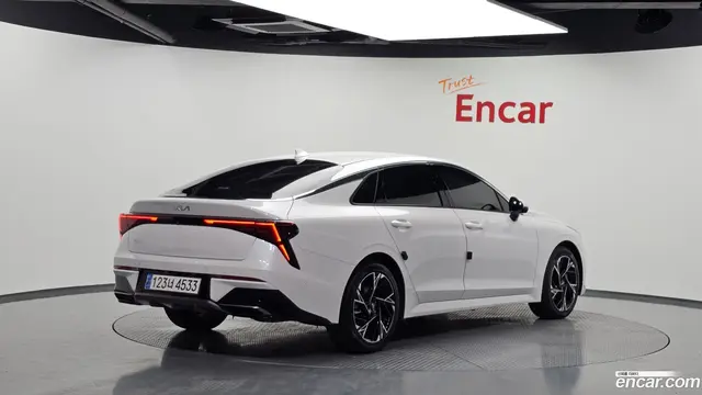 Main__Slider__Photo:K5 Kia 2023.11-1