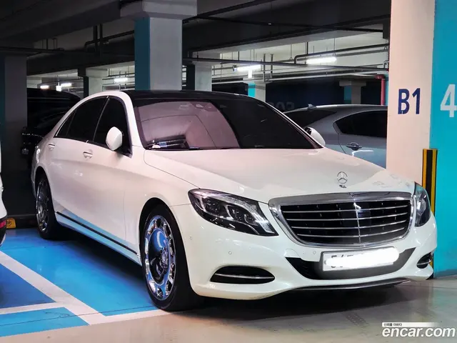 Main__Slider__Photo:S-Class Mercedes-Benz 2015.1-1