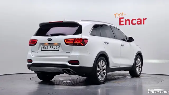 Main__Slider__Photo:Sorento Kia 2018.6-1