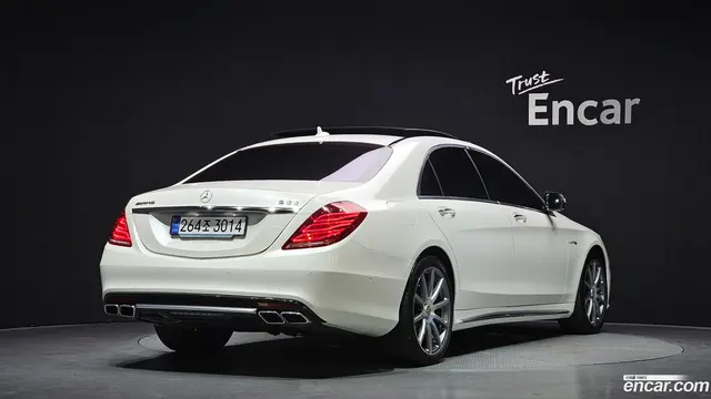 Main__Slider__Photo:S-Class Mercedes-Benz 2017.5-1