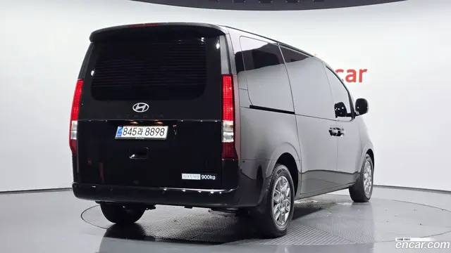 Main__Slider__Photo:Staria Hyundai 2025.6-1