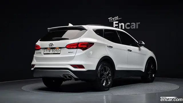 Main__Slider__Photo:Santafe Hyundai 2015.6-1