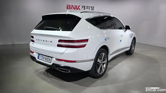 Main__Slider__Photo:GV80 Genesis 2021.6-1