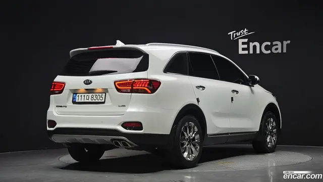 Main__Slider__Photo:Sorento Kia 2017.10-1