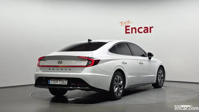 Main__Slider__Photo:Sonata Hyundai 2022.5-1